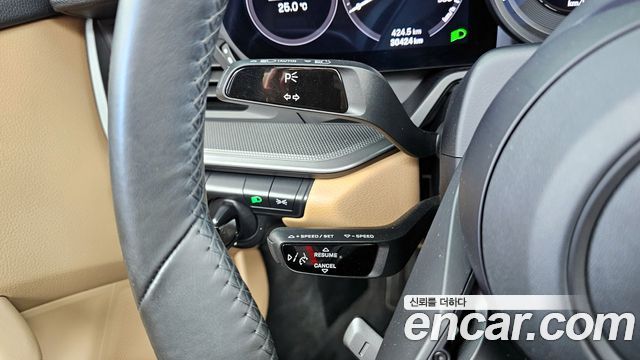 Porsche 911 2022 — photo 24
