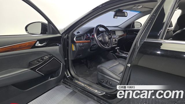 Kia K7 2017 — photo 13
