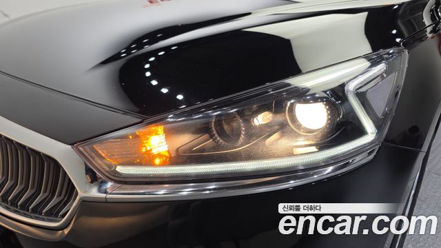 Kia K7 2017 — photo 8