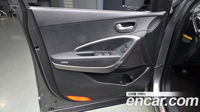 Hyundai Santafe 2015 — photo 14
