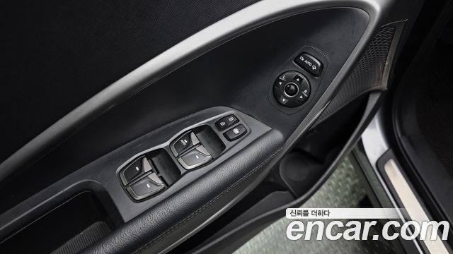 Hyundai Santafe 2015 — photo 28