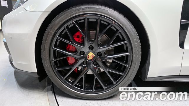Porsche Panamera 2018 — photo 5