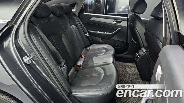 Hyundai Sonata 2019 — photo 11