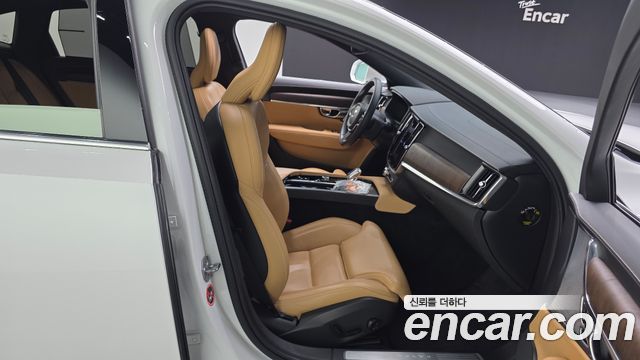 Volvo S90 2021 — photo 17