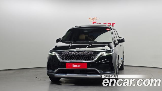 Kia Canival 2021 — photo 3