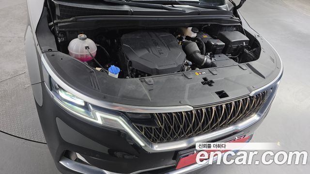 Kia Canival 2021 — photo 6