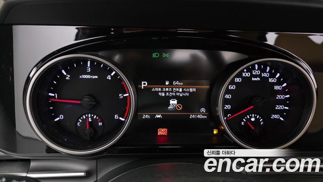 Kia Canival 2021 — photo 8