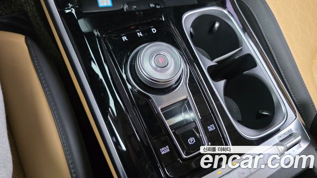 Kia Canival 2021 — photo 9