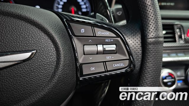 Genesis G70 2019 — photo 14