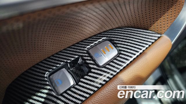 Genesis G70 2019 — photo 18
