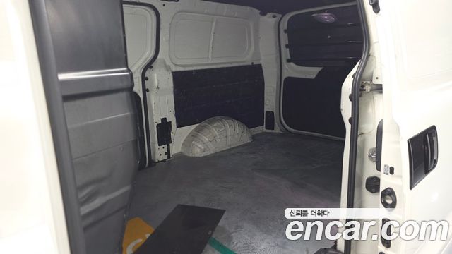 Hyundai Starex 2011 — photo 11