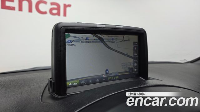 Hyundai Starex 2011 — photo 15