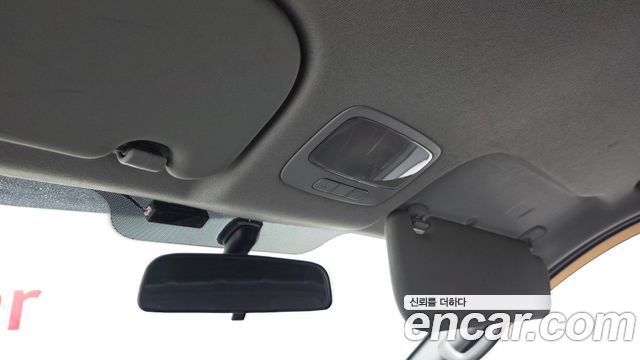 Hyundai Starex 2011 — photo 19