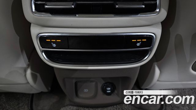Genesis GV80 2021 — photo 25