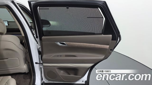 Genesis GV80 2021 — photo 15