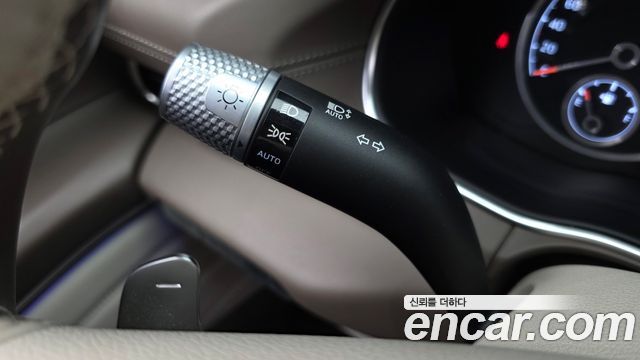 Genesis GV80 2021 — photo 31