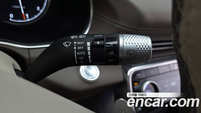 Genesis GV80 2021 — photo 32
