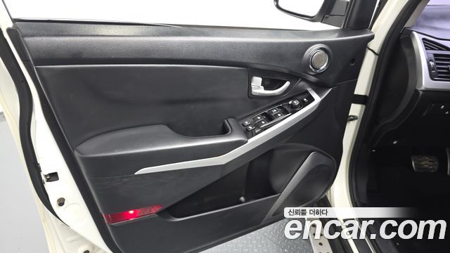 KG Mobility KORANDO 2017 — photo 14