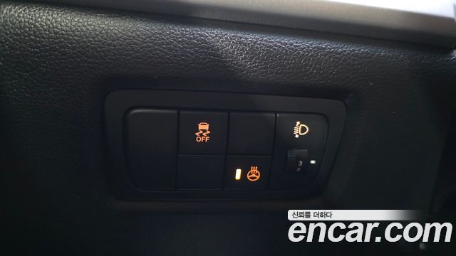 KG Mobility KORANDO 2017 — photo 27