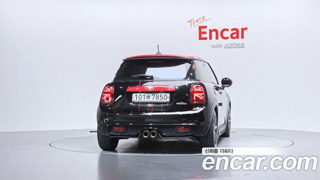 Mini Cooper 2019 — photo 4