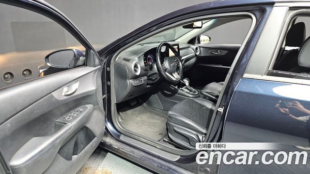 Kia K3 2022 — photo 10