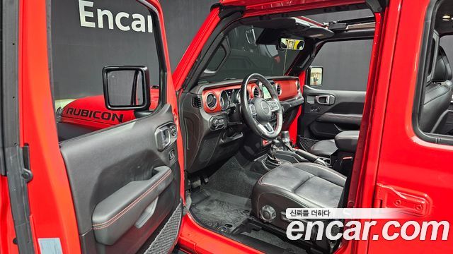 Jeep Wrangler 2021 — photo 13