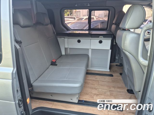 Hyundai Starex 2015 — photo 8