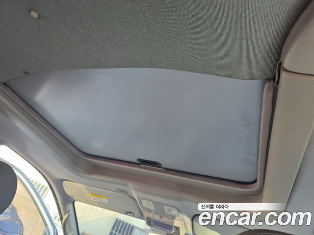 Hyundai Starex 2015 — photo 10