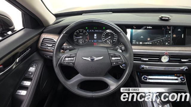 Genesis G90 2019 — photo 20