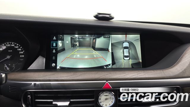 Genesis G90 2019 — photo 21