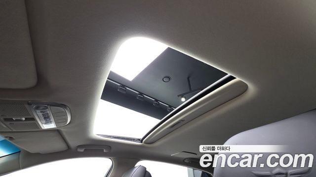 Genesis G90 2019 — photo 23