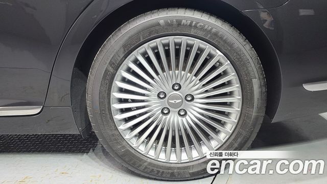 Genesis G90 2019 — photo 7