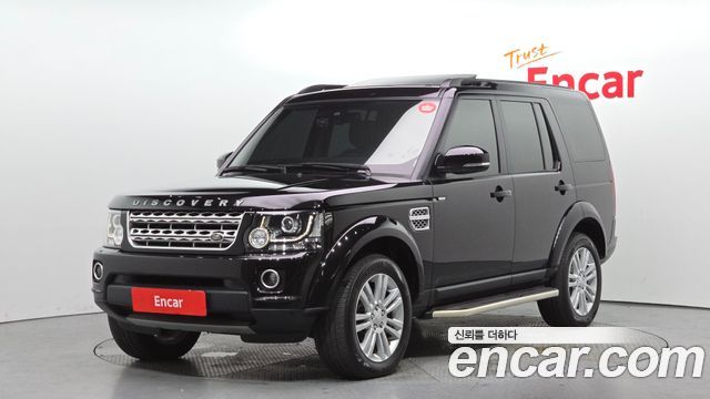 Land Rover Discovery 2016 — photo 1