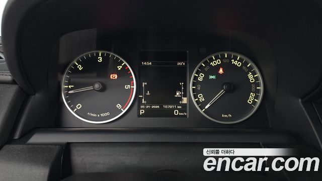 Land Rover Discovery 2016 — photo 8