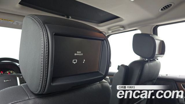 Land Rover Discovery 2016 — photo 19