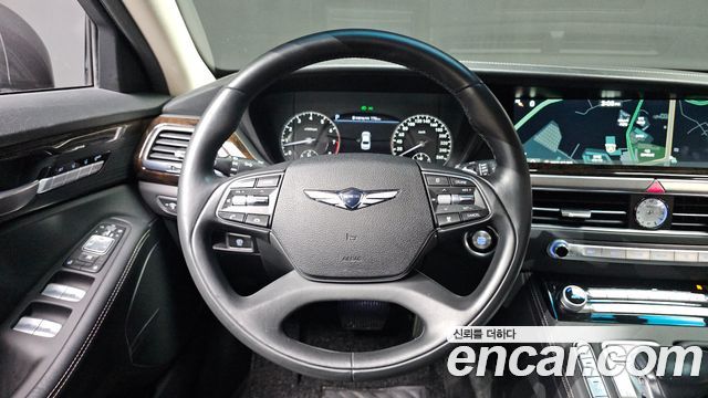 Genesis G90 2019 — photo 17