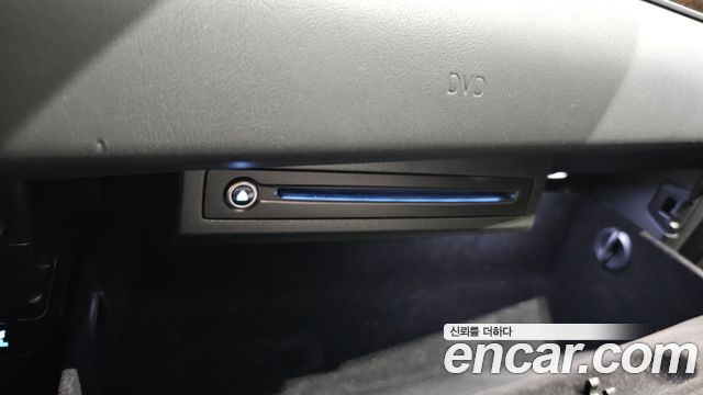 Genesis G90 2019 — photo 29