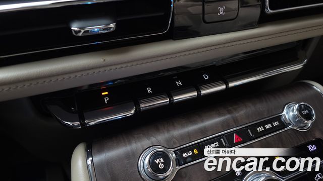 Lincoln Aviator 2020 — photo 9