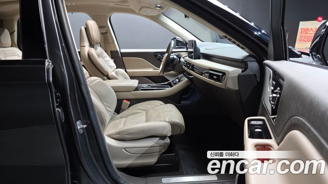 Lincoln Aviator 2020 — photo 11