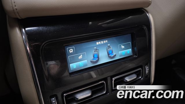 Lincoln Aviator 2020 — photo 18