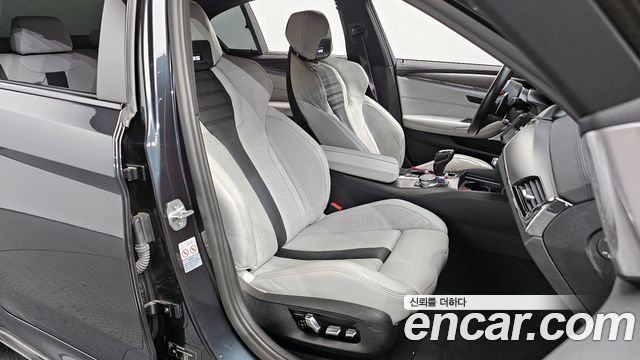 BMW M5 2019 — photo 17