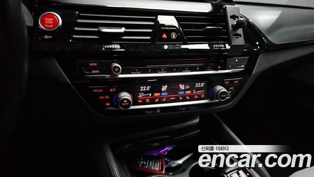 BMW M5 2019 — photo 23