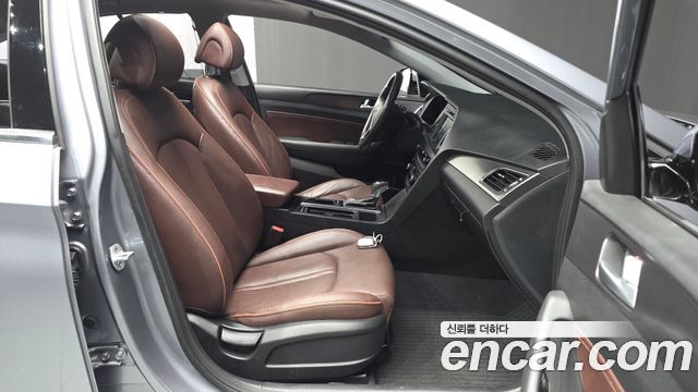 Hyundai Sonata 2017 — photo 13