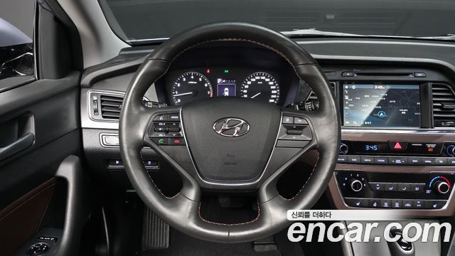 Hyundai Sonata 2017 — photo 19
