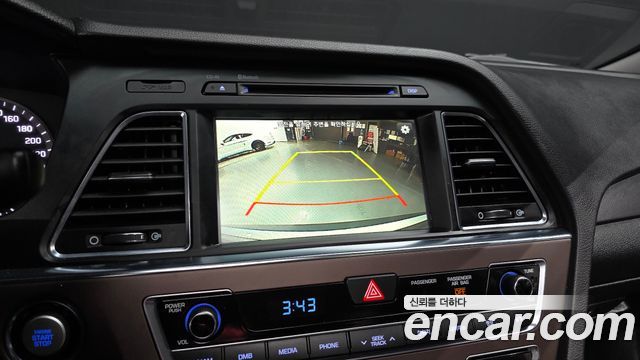 Hyundai Sonata 2017 — photo 21