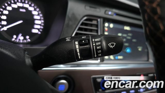 Hyundai Sonata 2017 — photo 29
