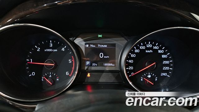 Kia Canival 2020 — photo 11