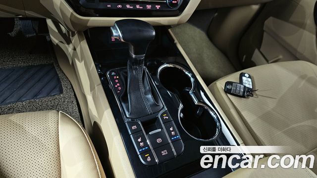 Kia Canival 2020 — photo 12