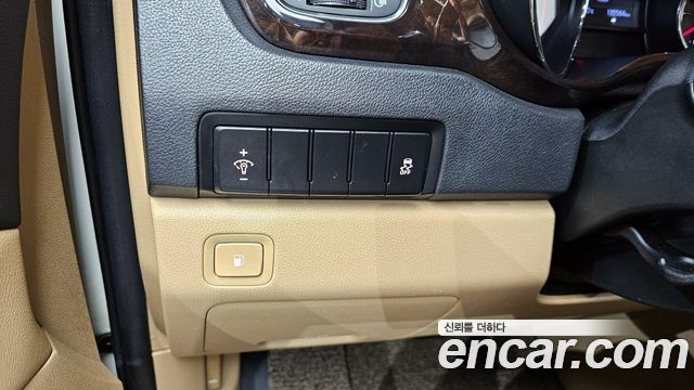 Kia Canival 2020 — photo 22