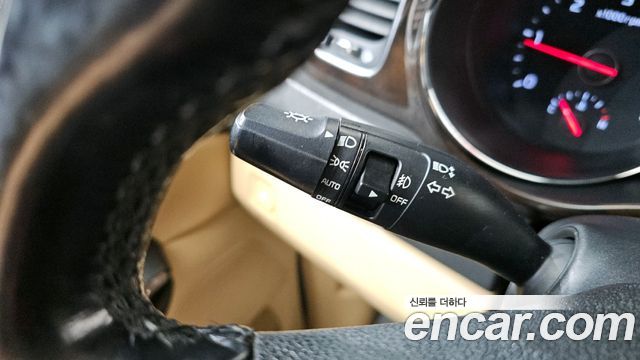Kia Canival 2020 — photo 23